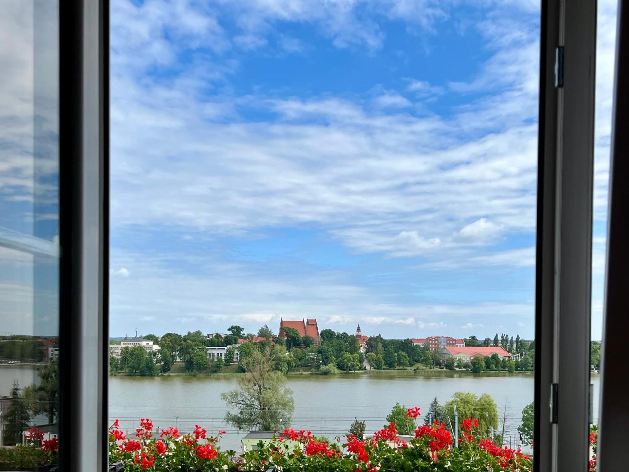 Artystyczna Przestrzen Z Widokiem Na Jeziora Apartment Ilawa Exterior photo